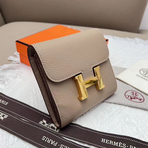 エルメス財布コピー背面デザイン